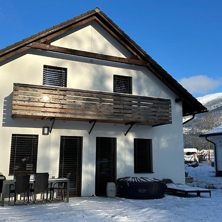 Apartmanovy Dom Ziar S Virivkou A Saunou ภายนอก รูปภาพ
